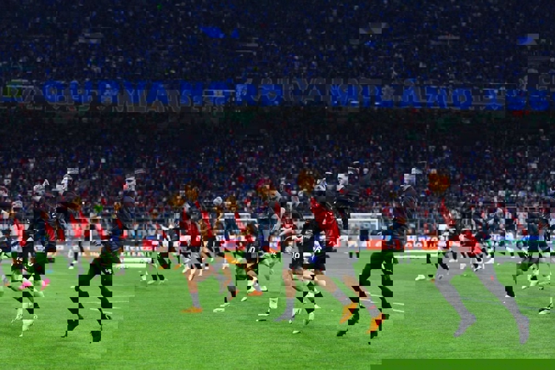 1873688