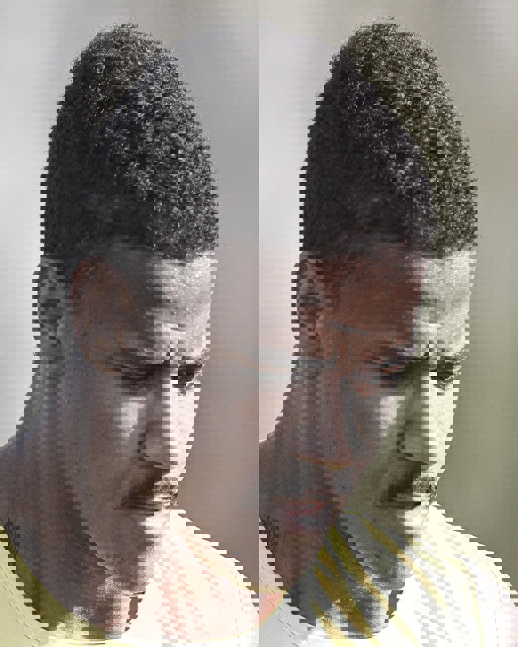 1873699