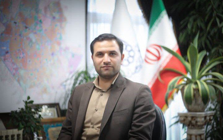 بازیکنان کمک کردند آنها به رختکن بروند / ادعای یک مدیرعامل: ضرب و شتم داور کار ما نبود!