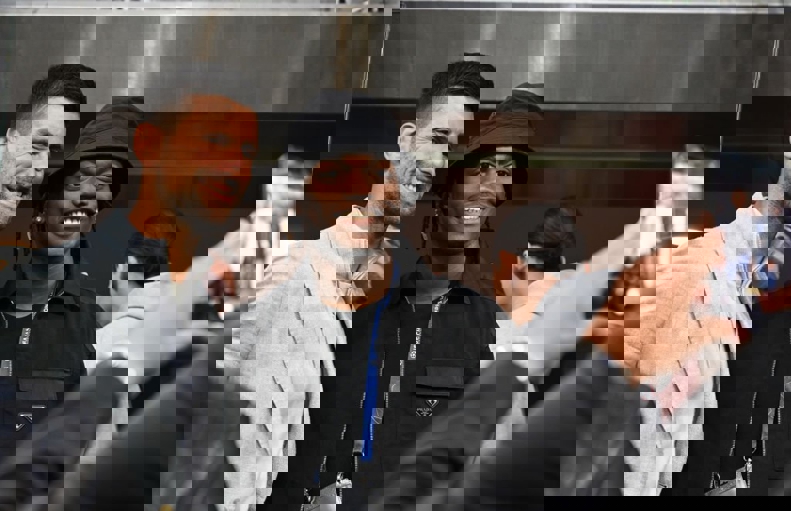 1873724