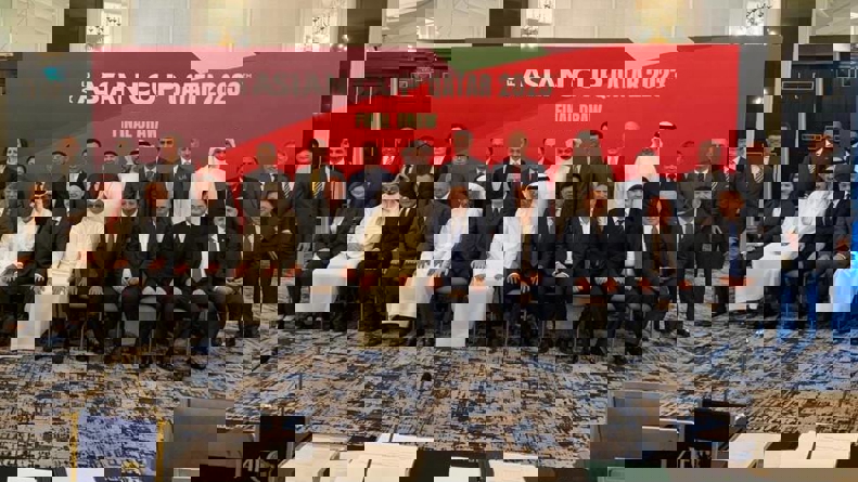 1873545