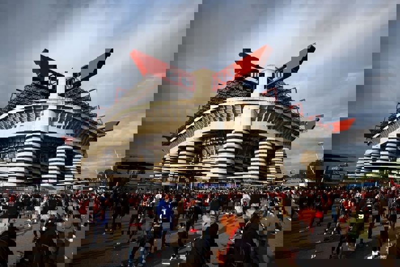 1873666