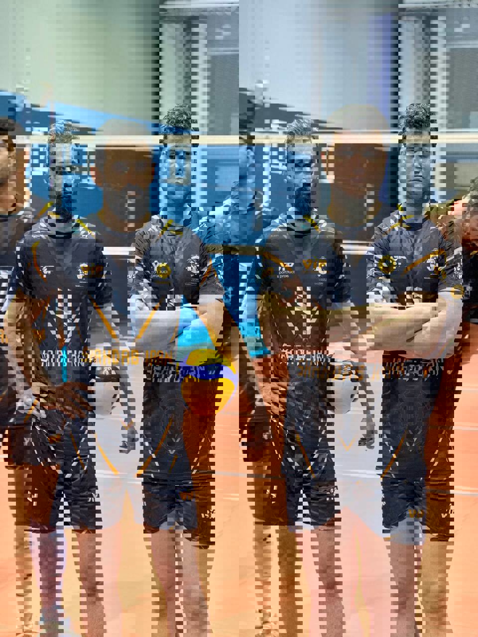 1873580