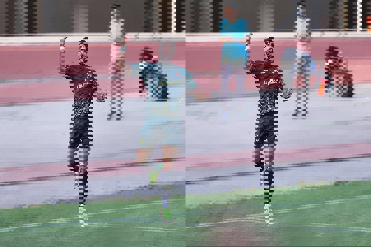 1873822