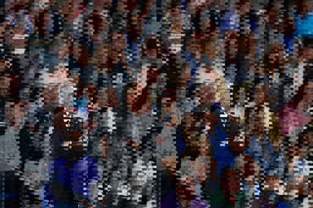 1875109
