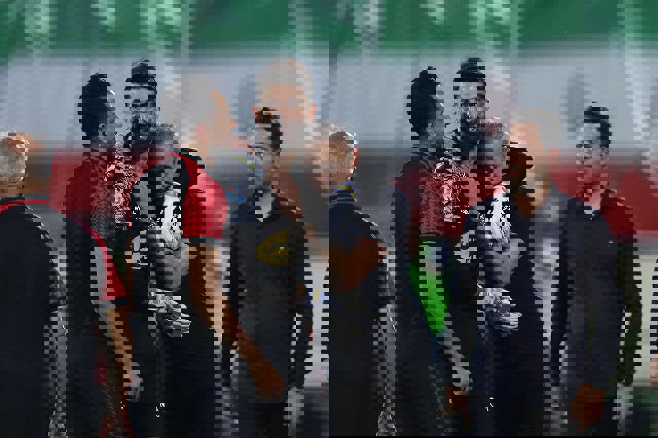 1875084