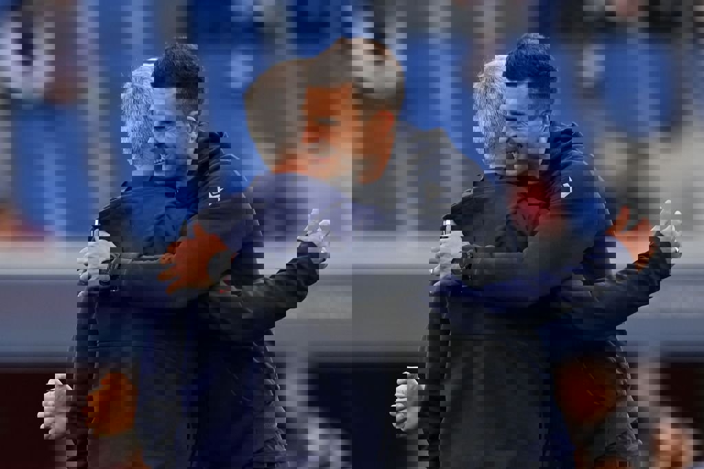 1875431