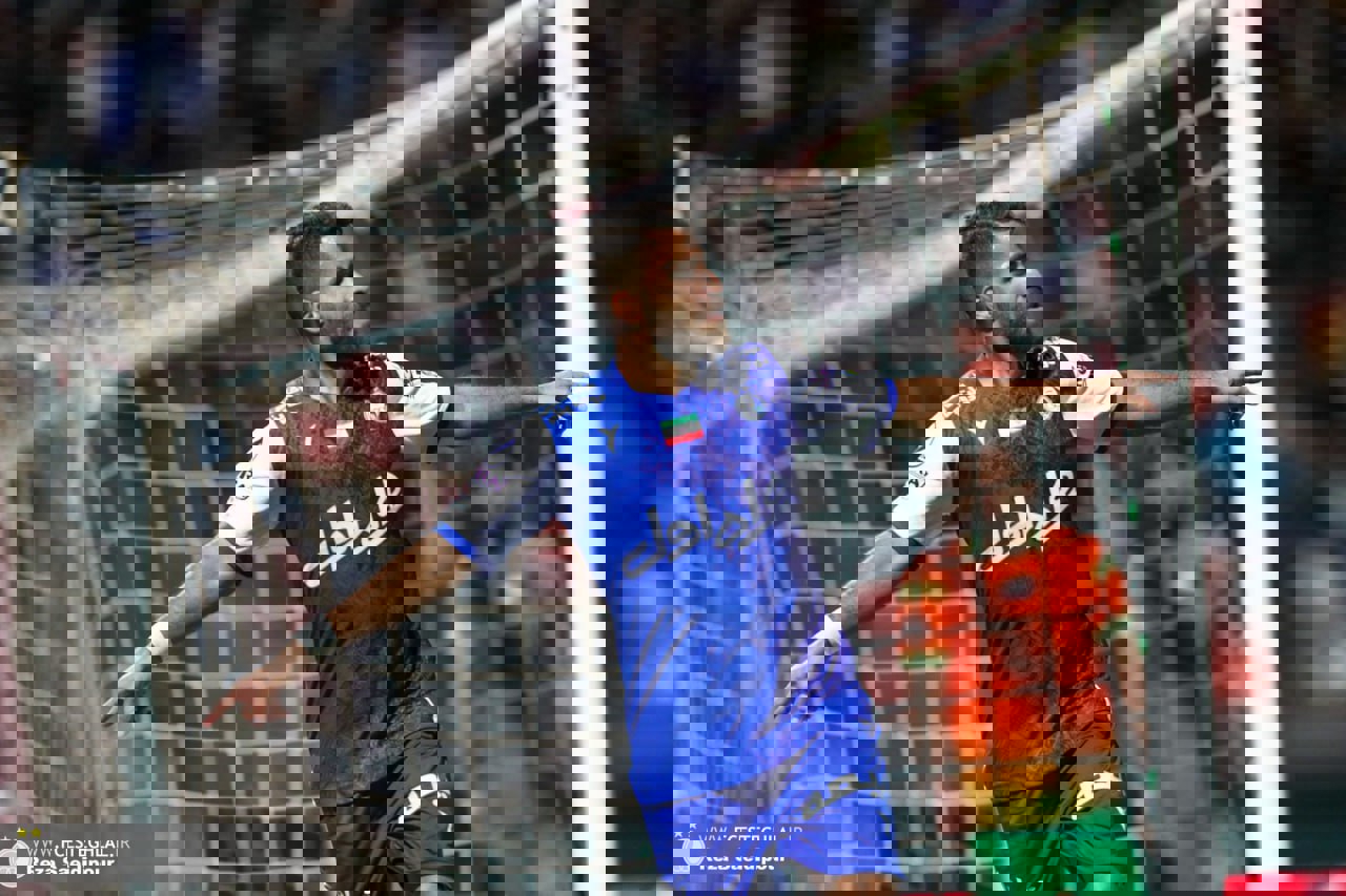 1875282