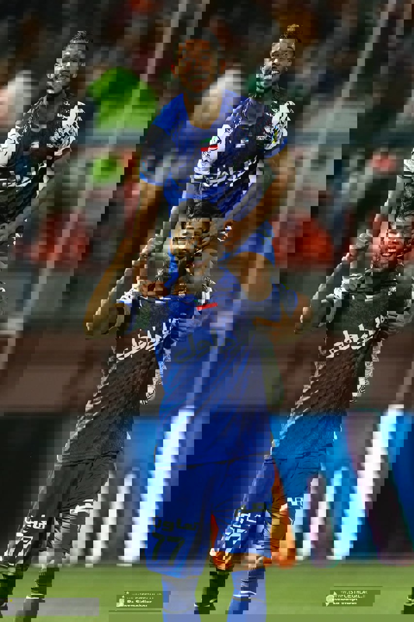 1875613