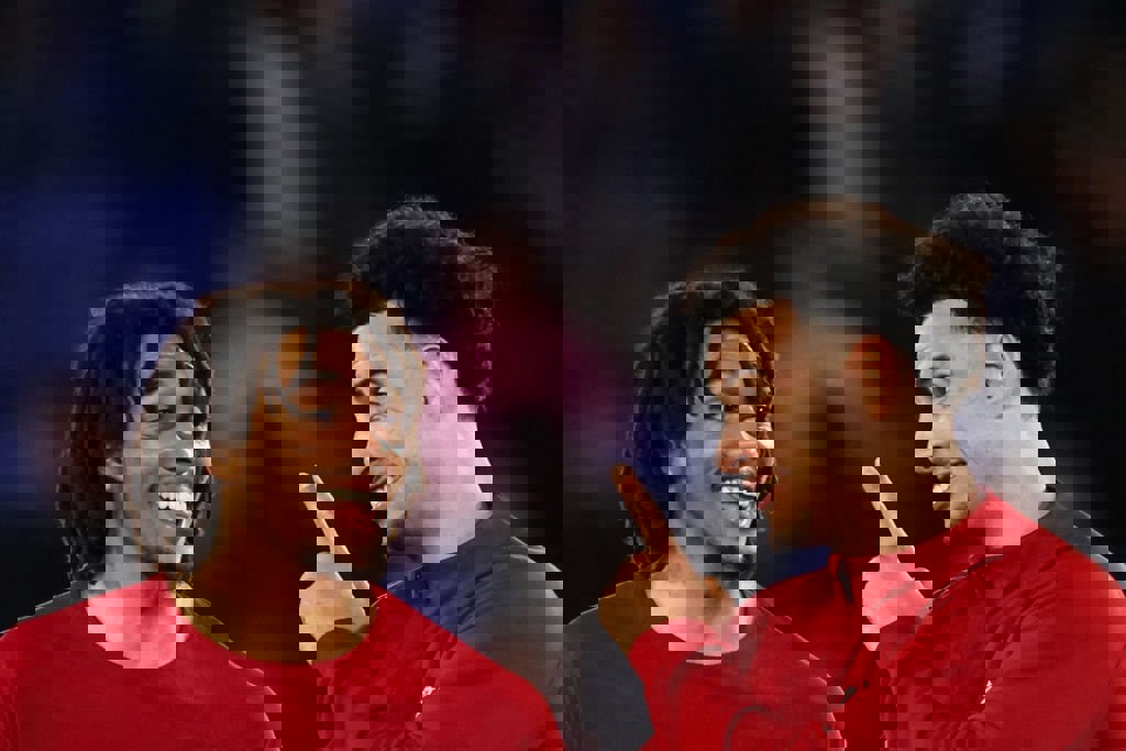 1875829