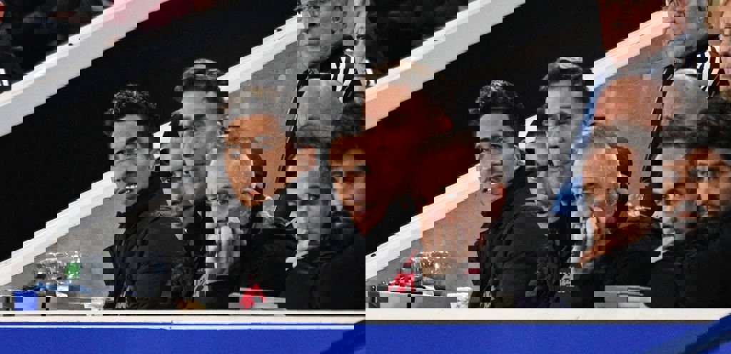 1875851