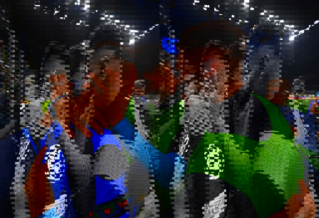 1876167