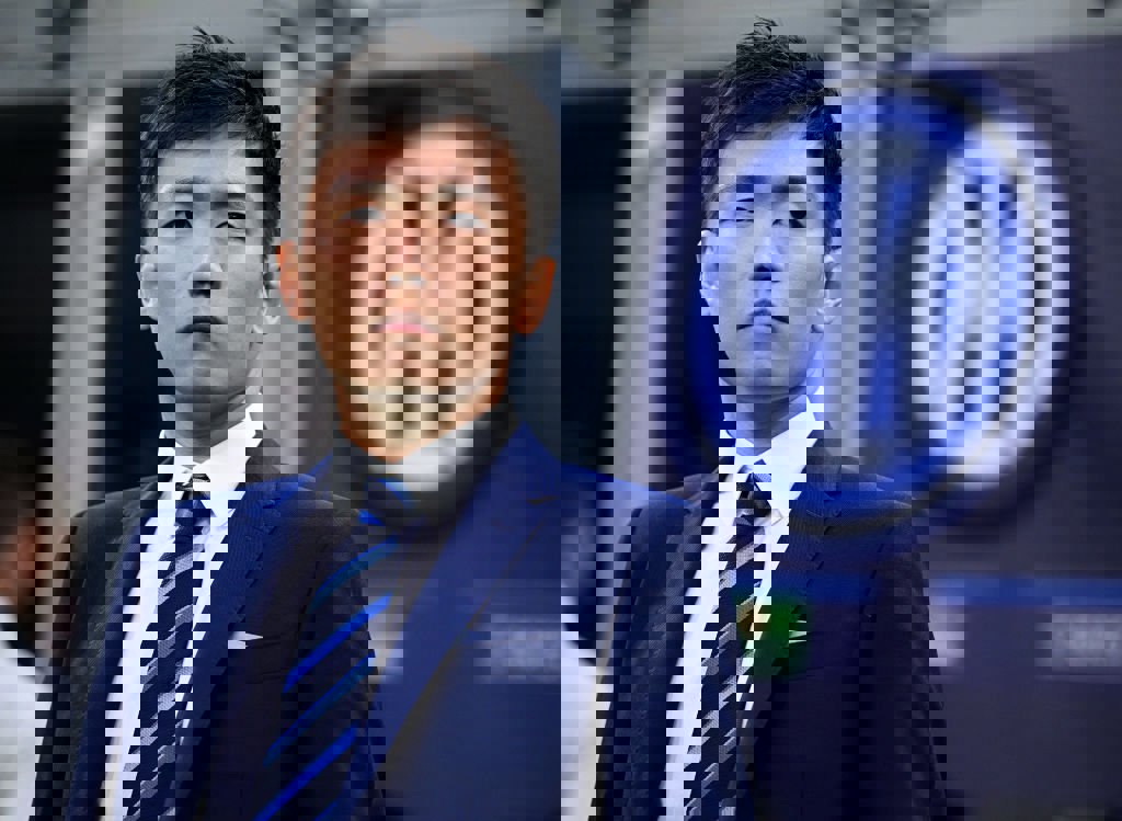 1876230