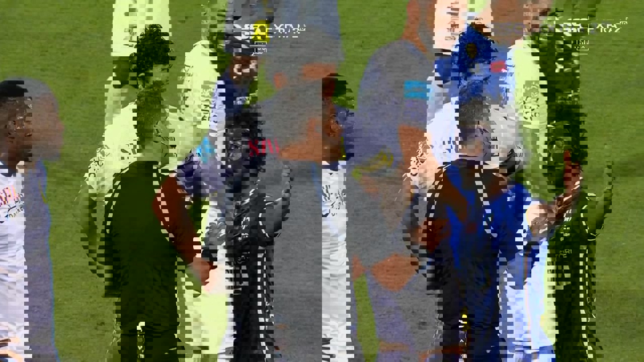 1876294