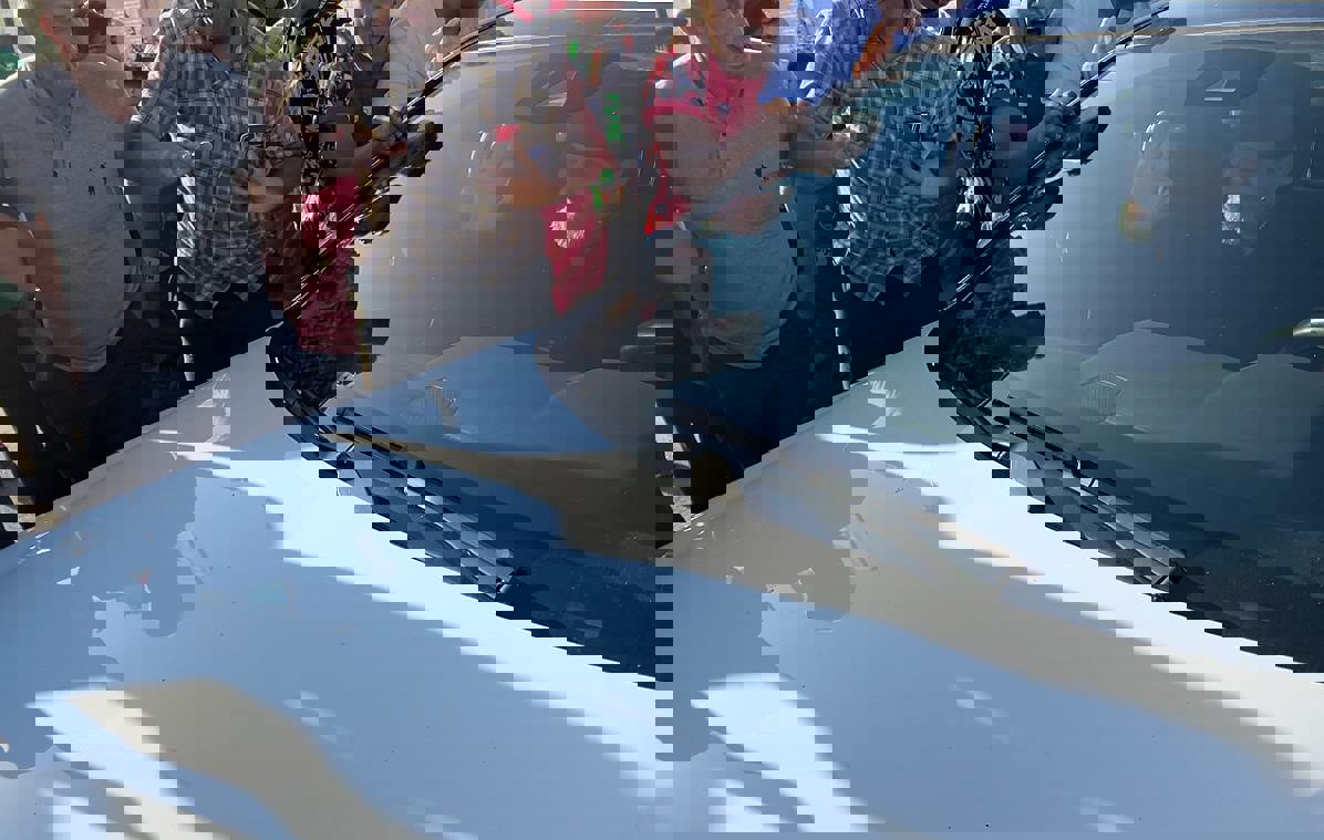 1876438