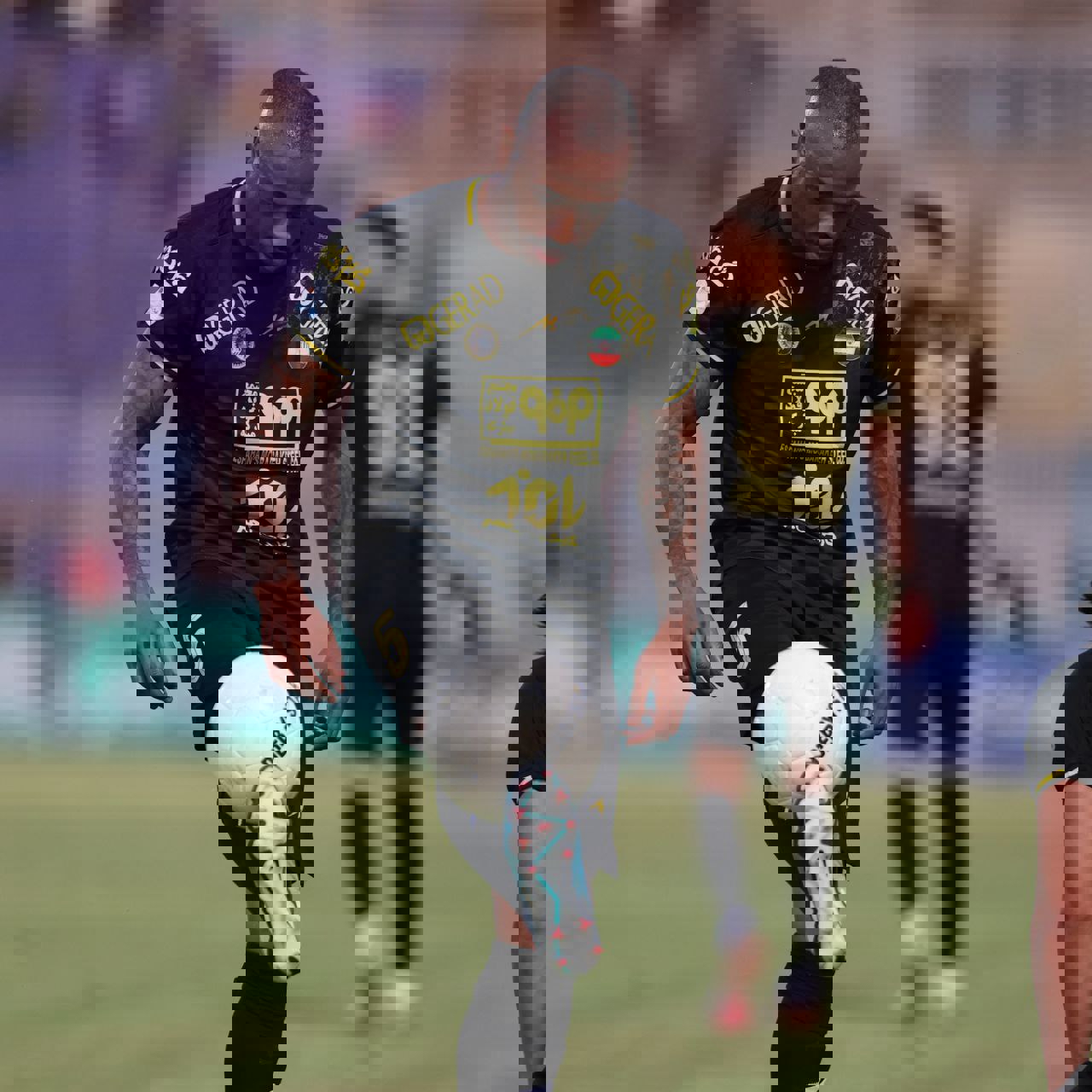 1876648