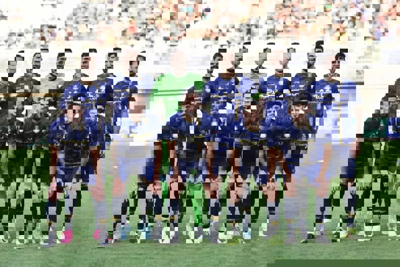 1876996