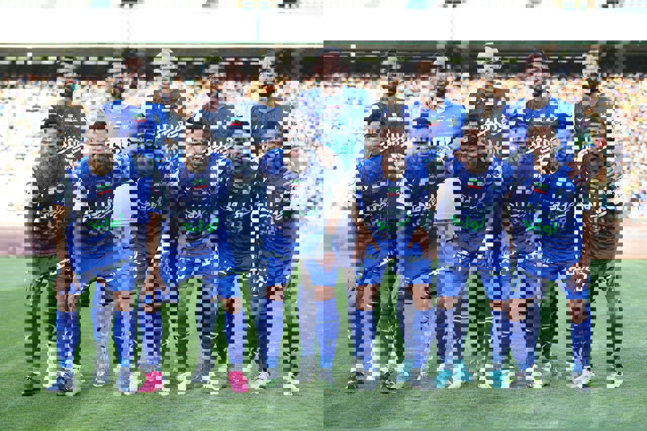 1876932