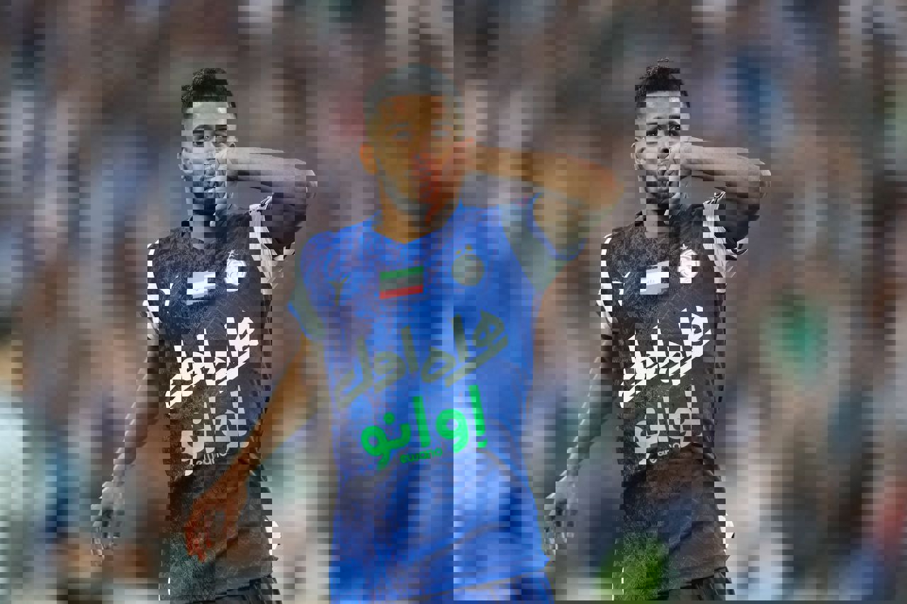 1876950