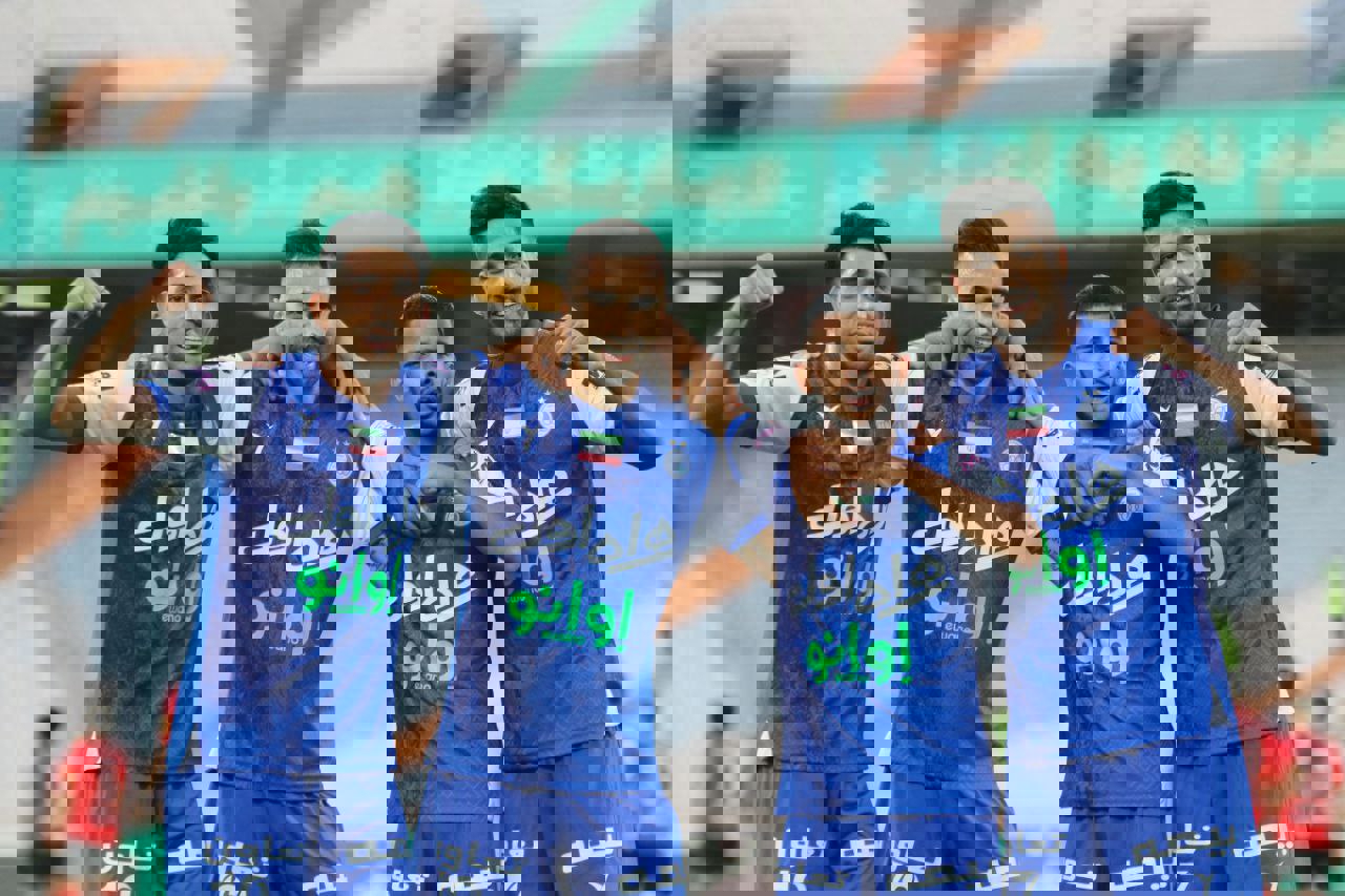 1877033
