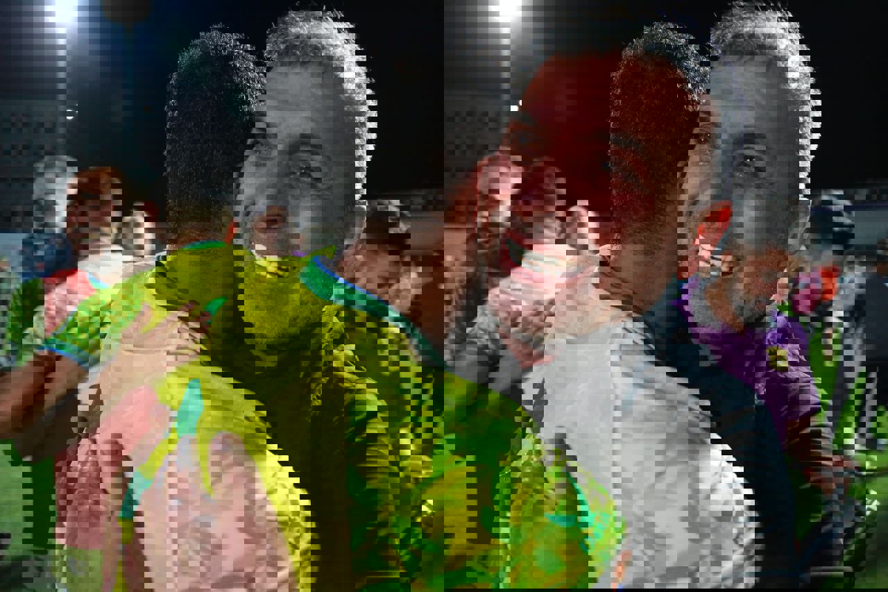 1877230