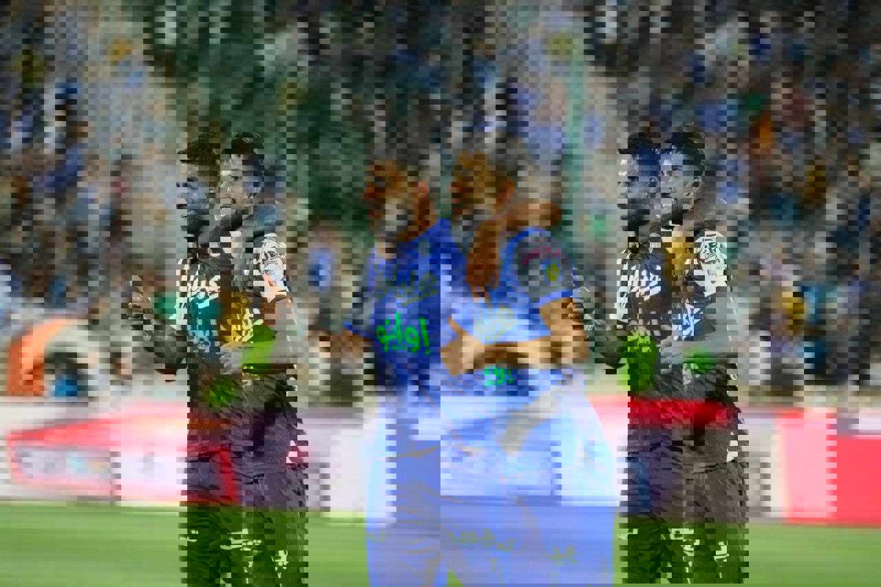 1877242