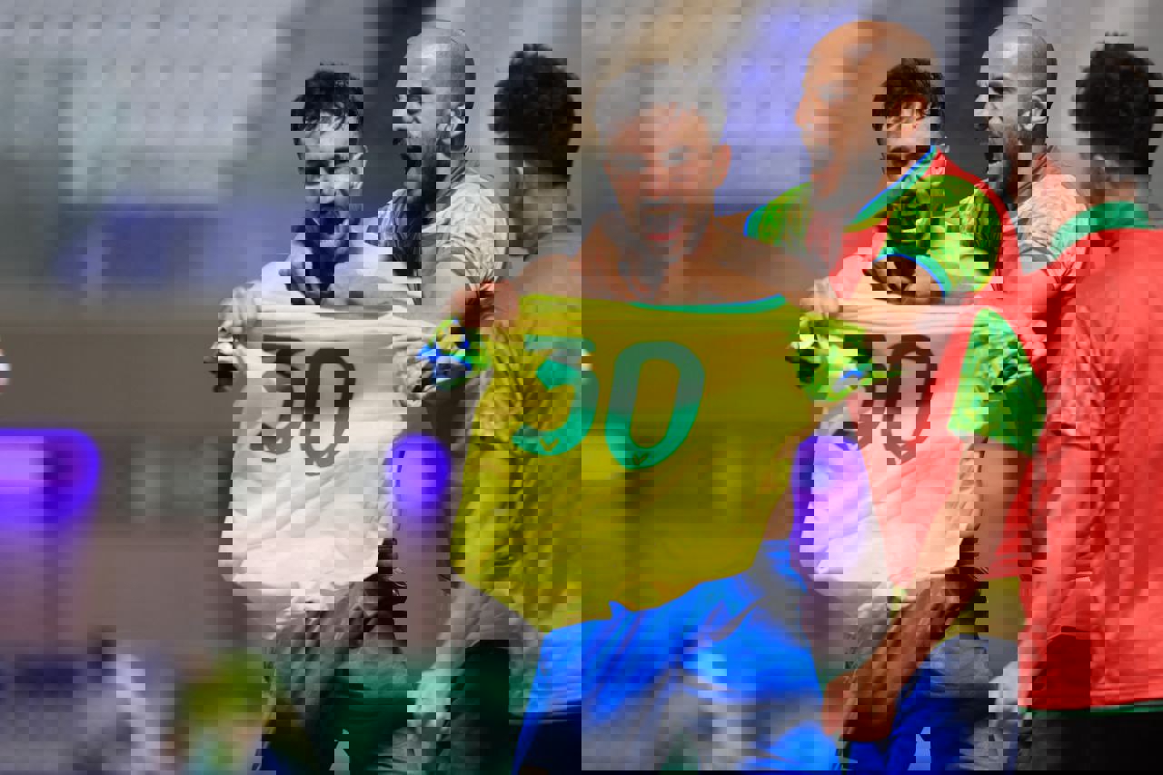 1877259