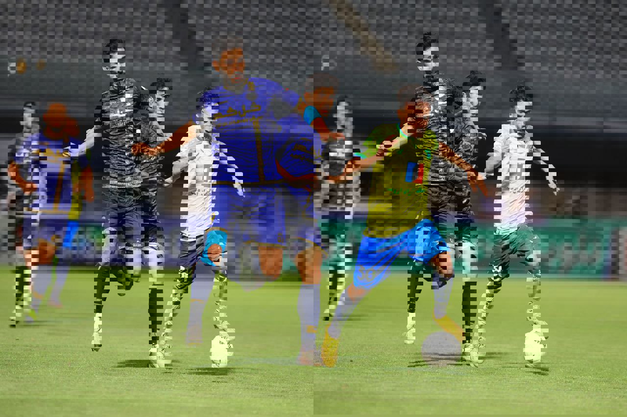 1877257