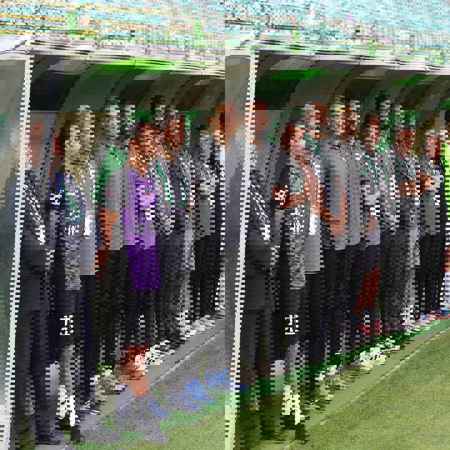 1877370