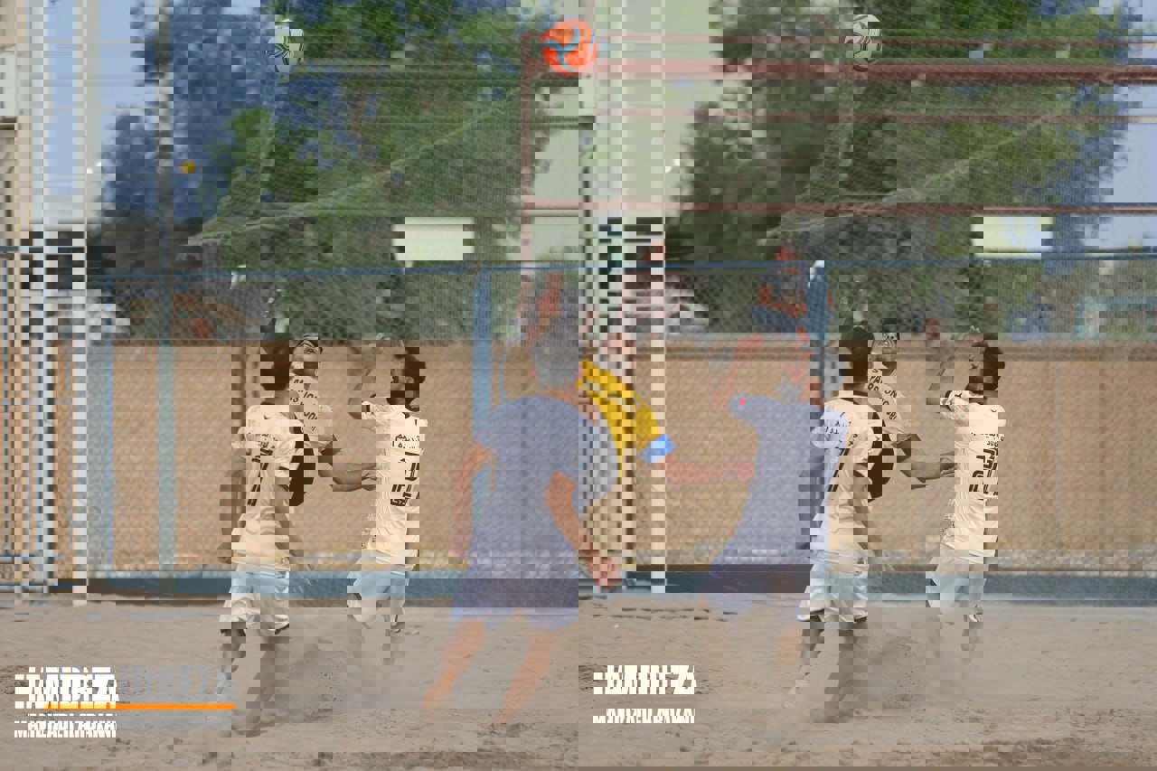1877509