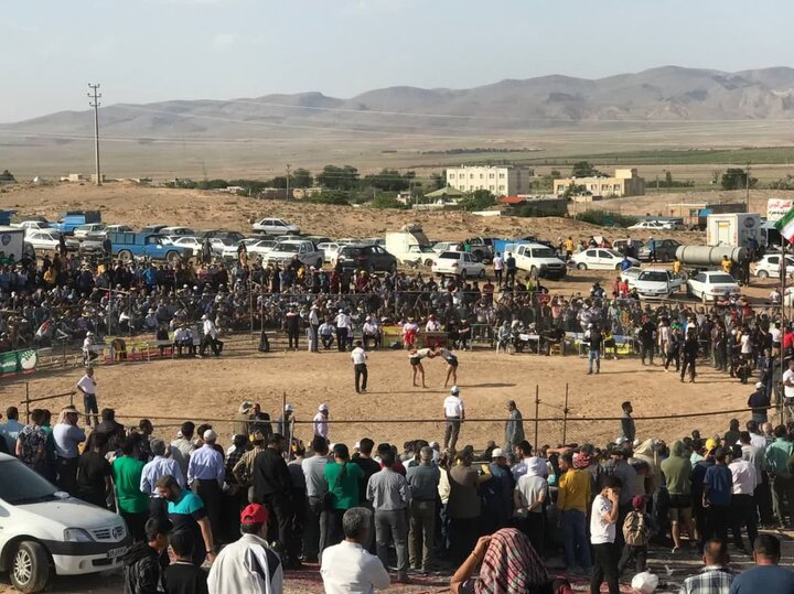 قوچان تیم برتر مسابقات کشتی با چوخه شهر آلماجق شد