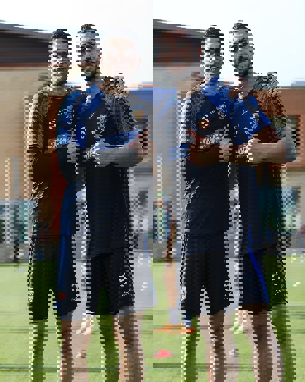 1877588