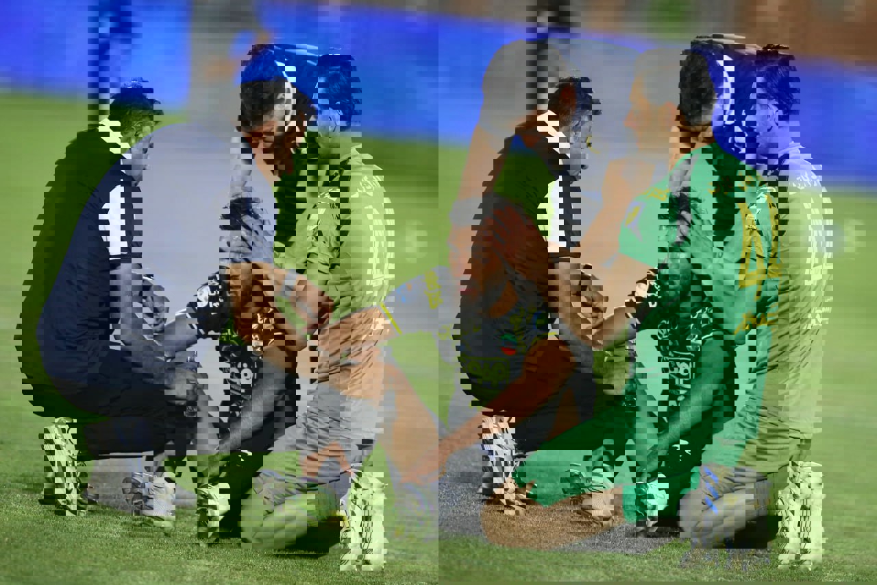 1877746