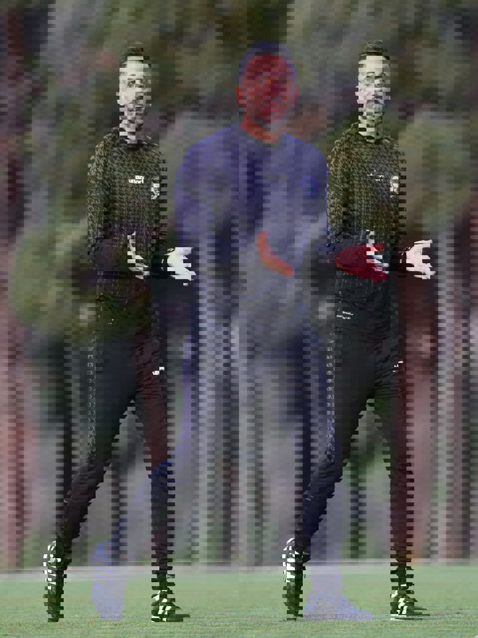 1877707