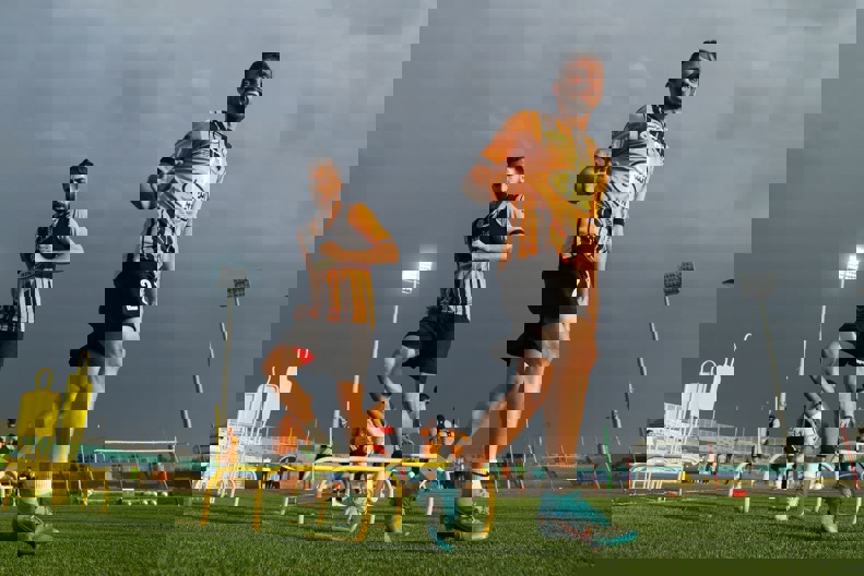 1878582