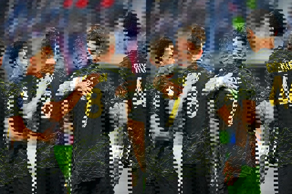 1878284