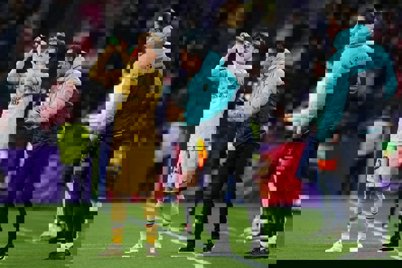 1879037
