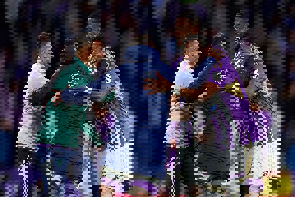1879016