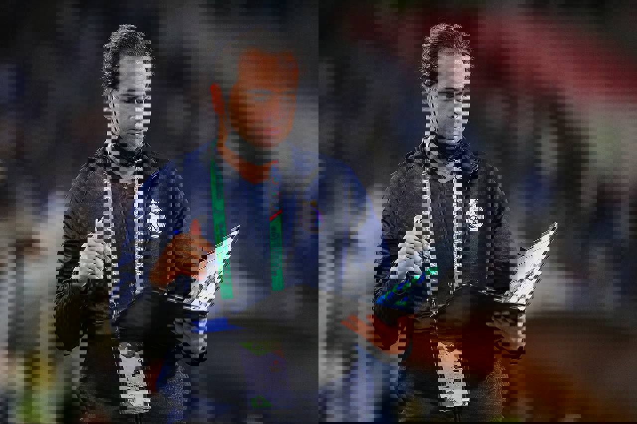 1880053