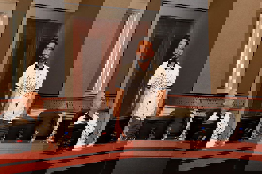 1880158