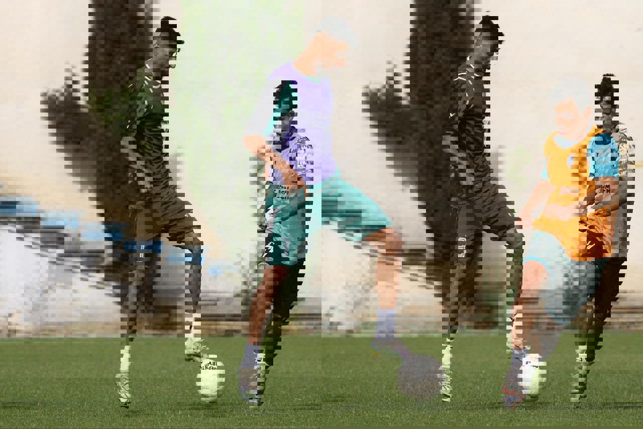 1880586