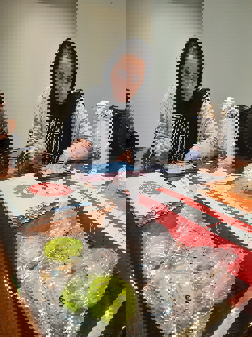 1880663