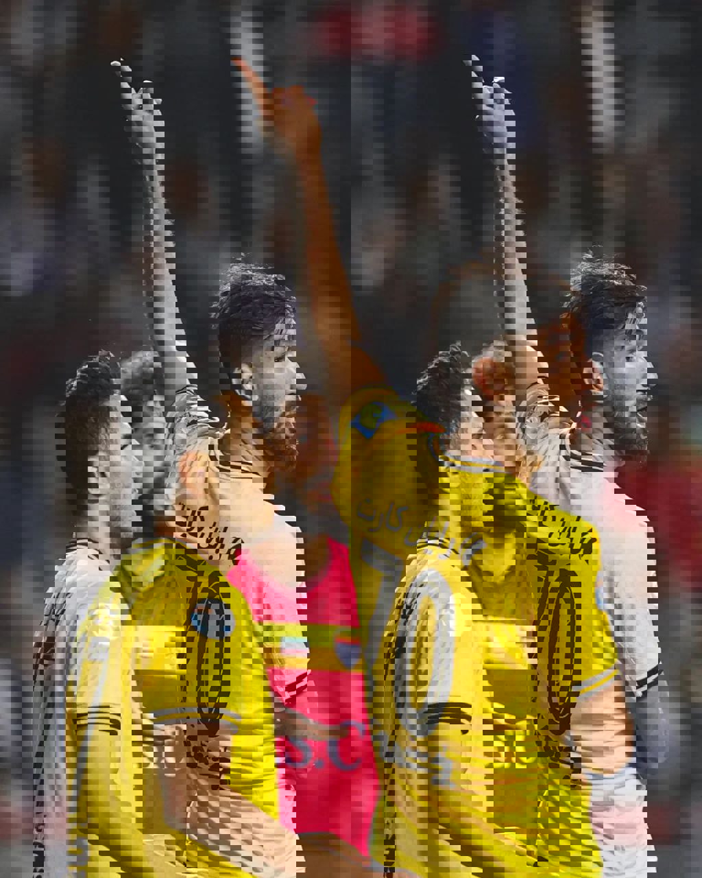 1880698