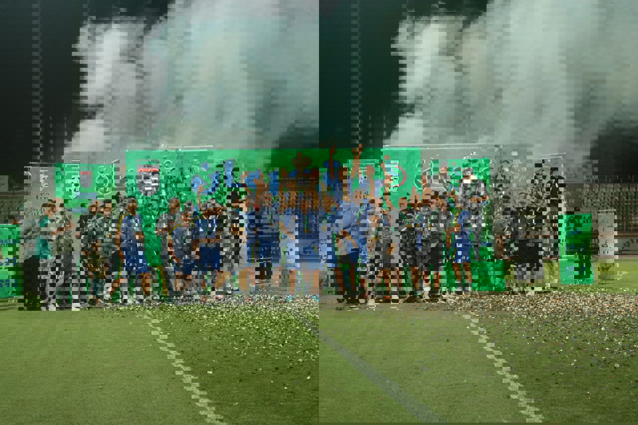 1880906
