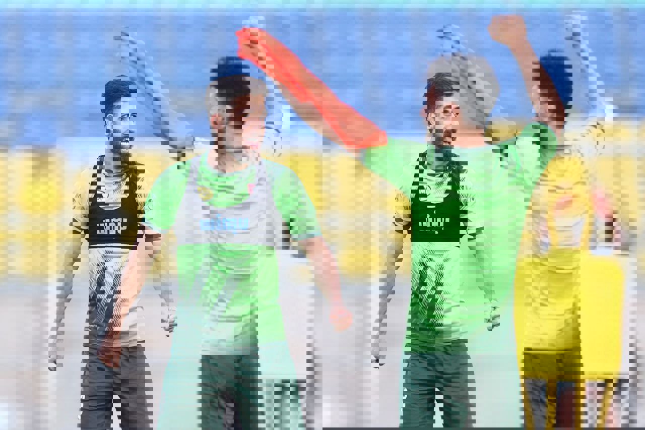 1880962