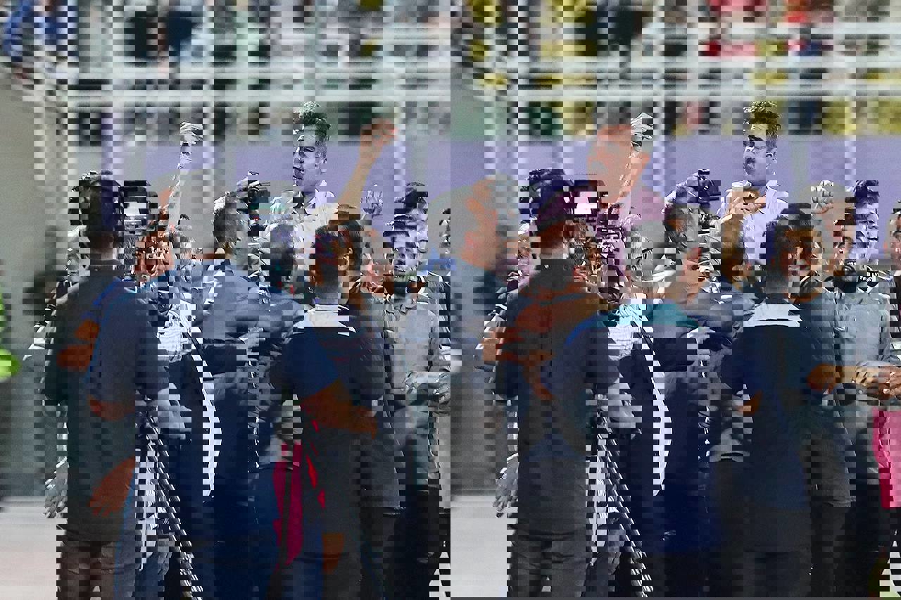 1881236