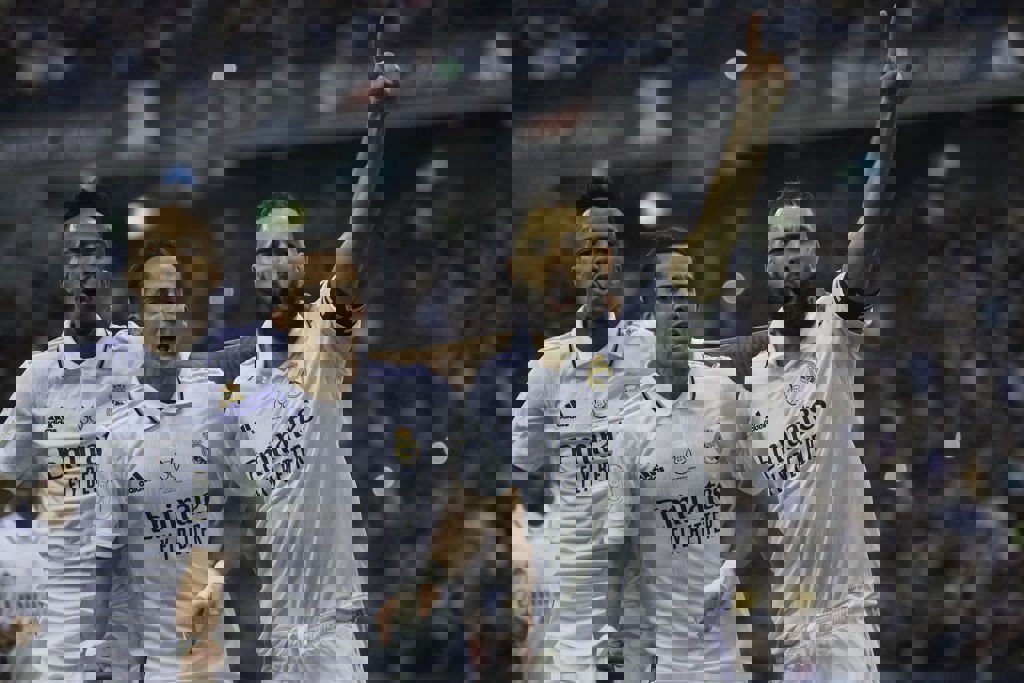 1881602