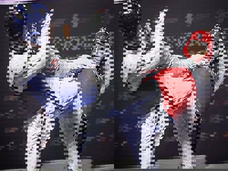1881367