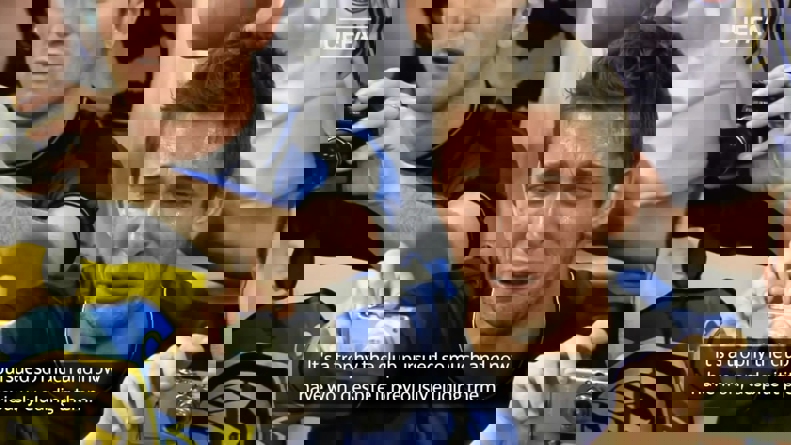 1881460