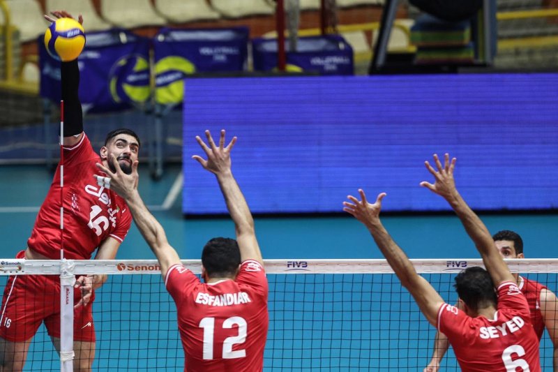 امین اسماعیل‌نژاد و نیشیدا تهدید شدند!